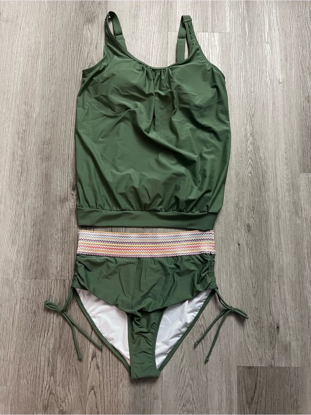 411–NWT Women's Olive Green Two-Piece Tankini Swimsuit